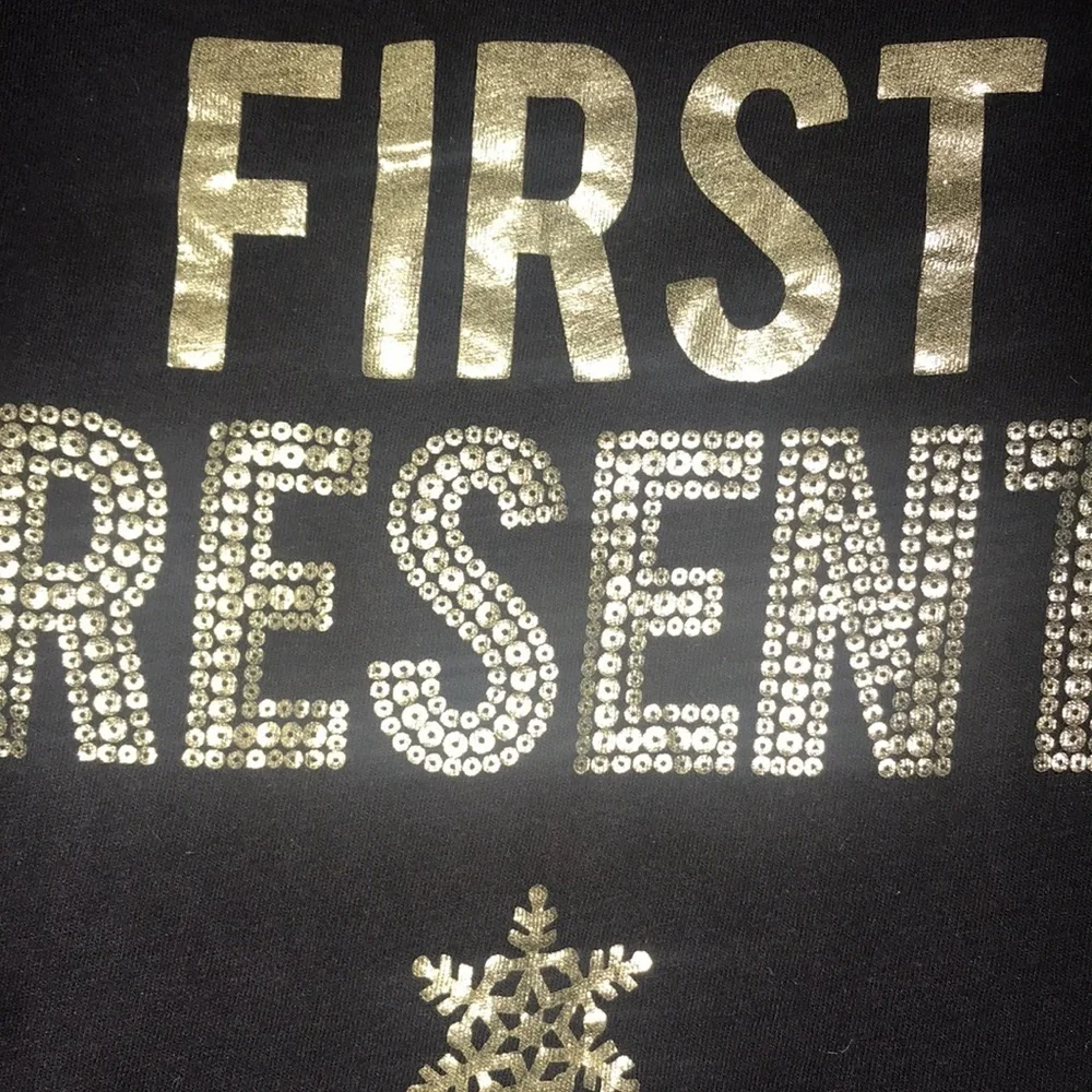 Girl’s Cute Holiday Top